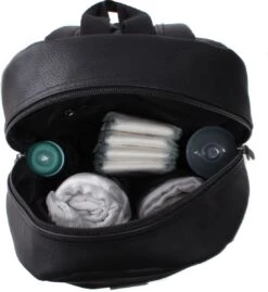 Kidzroom Popular Luiertas Rugzak - Zwart - Verschoonmatje - Flessenhouder 24 Kidzroom Popular Luiertas Rugzak - Zwart - Verschoonmatje - Flessenhouder -Auto Zit Verkoop 1101x1200