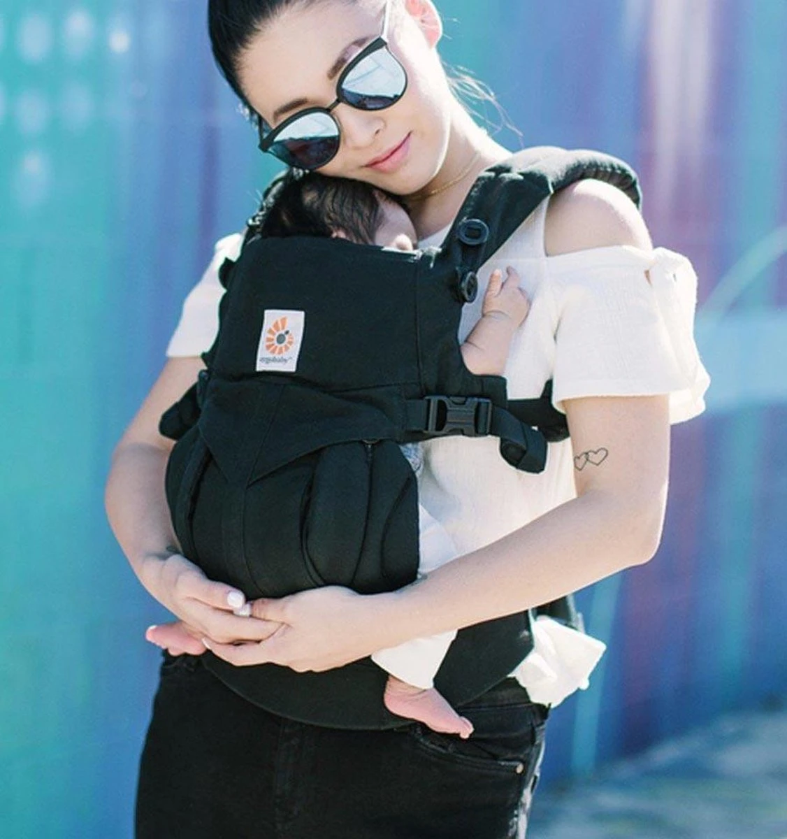 Ergobaby Omni 360 Draagzak Baby - Pure Black 9 Ergobaby Omni 360 Draagzak Baby - Pure Black - Afbeelding 7