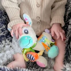 Playgro Activiteitenvriend Lama Lupe -Auto Zit Verkoop 1200x1200 1030