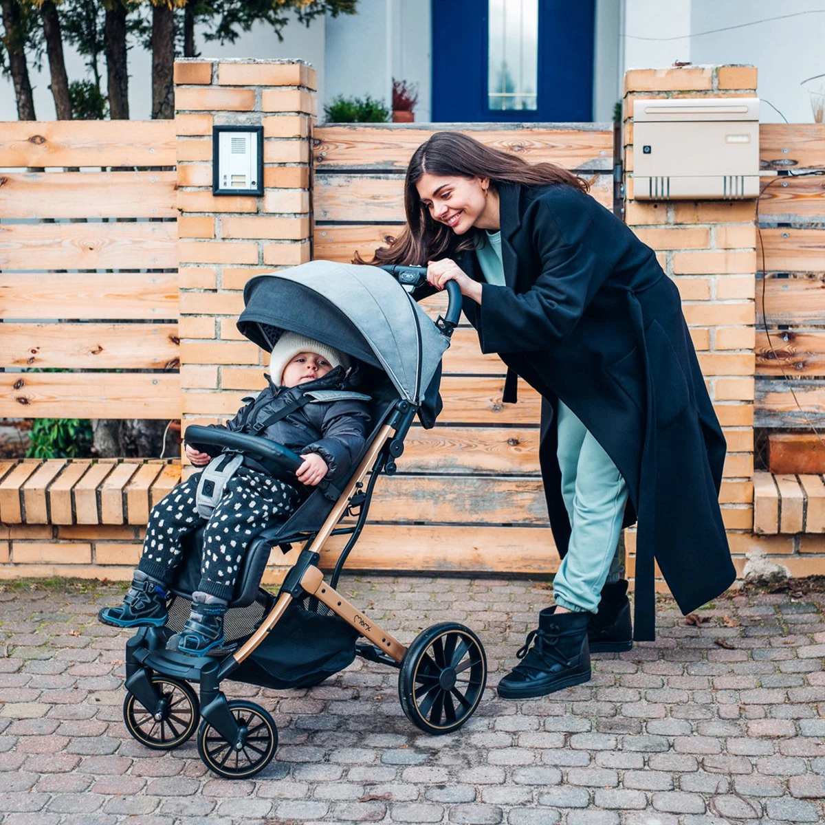 MoMi Wandelwagen - Compacte Lichtgewicht Buggy - Estelle Dakar Met XXL Wielen & Zonnekap - Leopard - Grijs-Goud (geschikt Van 6mnd - 22kg) 12 MoMi Wandelwagen - Compacte Lichtgewicht Buggy - Estelle Dakar Met XXL Wielen & Zonnekap - Leopard - Grijs-Goud (geschikt Van 6mnd - 22kg) - Afbeelding 10