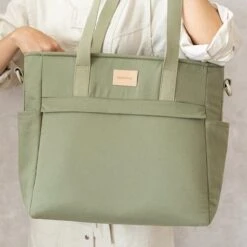 Nobodinoz Baby On The Go Luiertas Olive Green -Auto Zit Verkoop 1200x1200 218