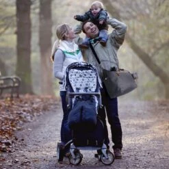 Brisby Slijtvaste Luiertas - Verzorgingstas Groot - Grijs - Inclusief Verschoonmatje - Isoleervakken - Fopspeen Houder - Makkelijk Te Bevestigen Aan De Kinderwagen -Auto Zit Verkoop 1200x1200 275