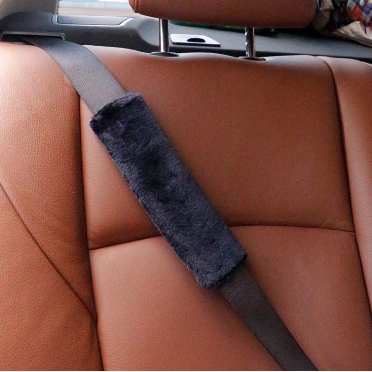 Hazlö Luxe Gordelhoezen - Extra Zacht - Schouderhoezen - Gordelkussen - Auto Gordel Beschermer - Gordel Beschermer - Gordelhoes - 2 Stuks - Zwart 5 Hazlö Luxe Gordelhoezen - Extra Zacht - Schouderhoezen - Gordelkussen - Auto Gordel Beschermer - Gordel Beschermer - Gordelhoes - 2 Stuks - Zwart - Afbeelding 3