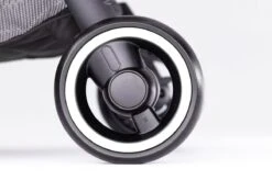 Hamilton By Yoop X1 Plus Buggy – Nieuw, Hoger, Uitgebreider 2023 Model – Premium Stroller Met One Hand Folding Technologie – Grijs – Lichte, Verstelbare En Wendbare Kinderwagen Met Vele Gemakken -Auto Zit Verkoop 1200x799 59