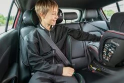 Lionelo Neal - Premium Autostoel - Hoofdsteunverstelling - Ventilatiesysteem - ISOFIX Tot 12 Jaar -Auto Zit Verkoop 1200x800