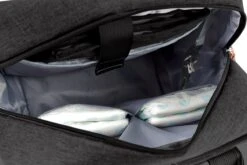 Brisby Slijtvaste Luiertas – Verzorgingstas – Met Buggymontage - Zwart -Auto Zit Verkoop 1200x803 1