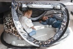 Deryan Peuter Luxe Campingbedje – Inclusief Zelfopblaasbare Matras - Zoo -Auto Zit Verkoop 1200x803 3
