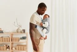 BabyBjörn Draagzak Mini - 3D Jersey - Lichtgrijs