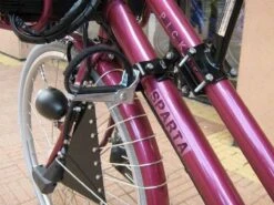 Zadel Op Stang Model 1 Kinderzitje Voor Damesfiets Met 2 Dunne Stangen - Nooit Meer Zwaar Sturen -Auto Zit Verkoop 1200x900 43