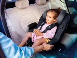 Maxi-Cosi Mica I-Size Autostoeltje - 360° Draaibaar - Authentic Grey -Auto Zit Verkoop 1200x910