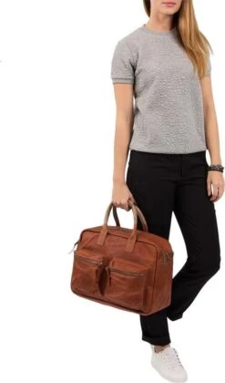 Cowboysbag The Diaper Bag Luiertas - Cognac 20 Cowboysbag The Diaper Bag Luiertas - Cognac -Auto Zit Verkoop 706x1200 1