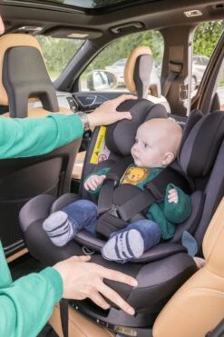 Bebeconfort Evolvefix Autostoeltje - 360° Draaibaar - Night Grey -Auto Zit Verkoop 800x1200 3