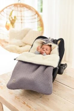 Jollein Voetenzak Voor Autostoel & Kinderwagen - Bliss Knit - Storm Grey 29 Jollein Voetenzak Voor Autostoel & Kinderwagen - Bliss Knit - Storm Grey -Auto Zit Verkoop 800x1200 81