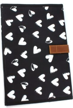 Kidzroom Black And White Luiertas - Zwart - Ophanglussen Kinderwagen - Verschoonmatje - Verstelbare Schouderband -Auto Zit Verkoop 822x1200