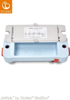 JetKids By Stokke® BedBox Blue Sky -Auto Zit Verkoop 841x1200 3