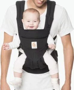 Ergobaby Omni 360 Draagzak Baby - Pure Black 16 Ergobaby Omni 360 Draagzak Baby - Pure Black -Auto Zit Verkoop 985x1200 3